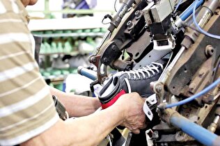 کاهش ۴۱ درصدی صادرات کفش در بهار ۱۴۰۴/ اختلاف در سیاست‌های اقتصادی مخرب‌تر از جنگ ۱۲ روزه است