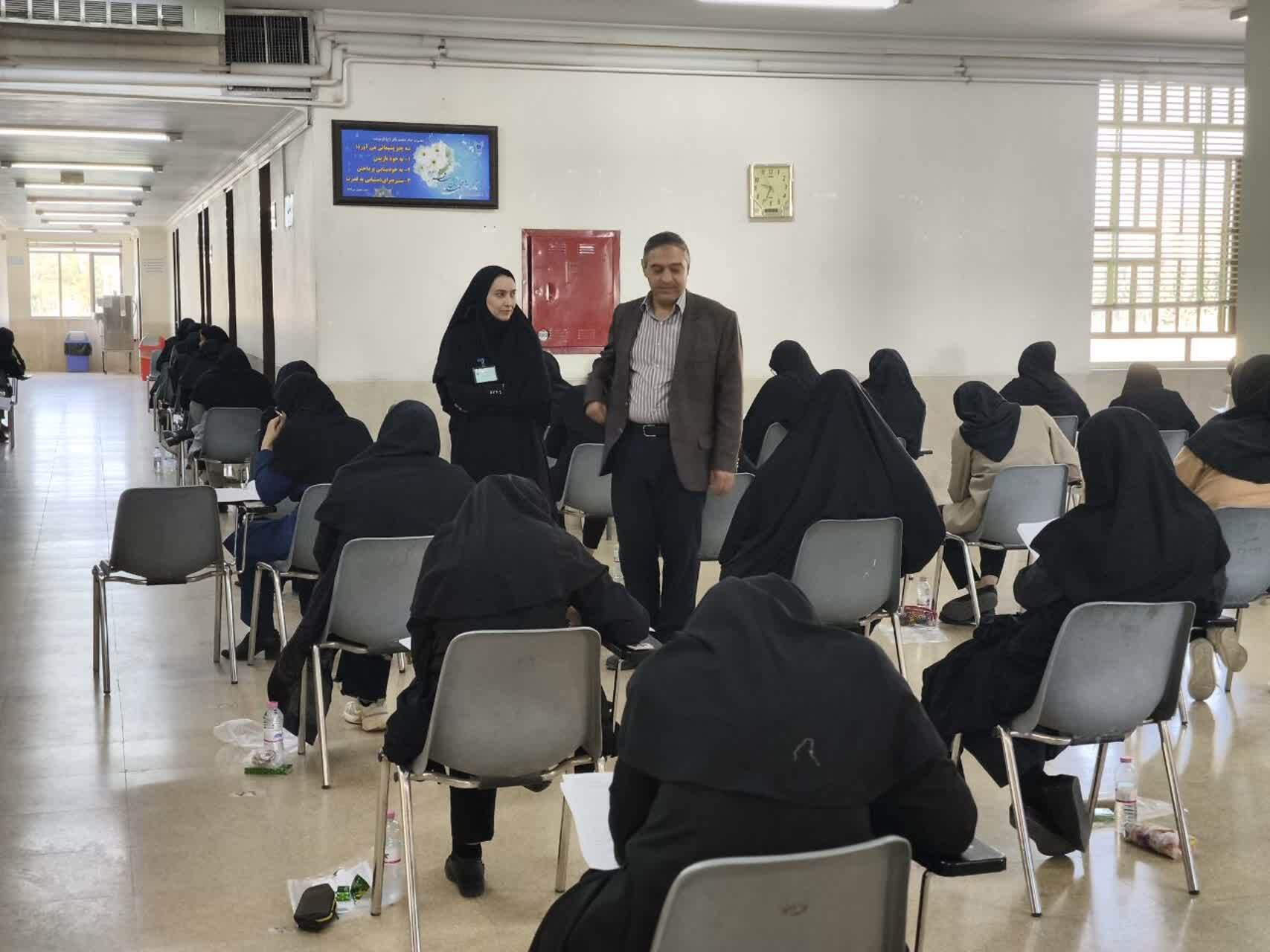 EPT سراسری؛ سنجش مهارت زبان انگلیسی دانشجویان دکتری در ۱۲ حوزه کشور