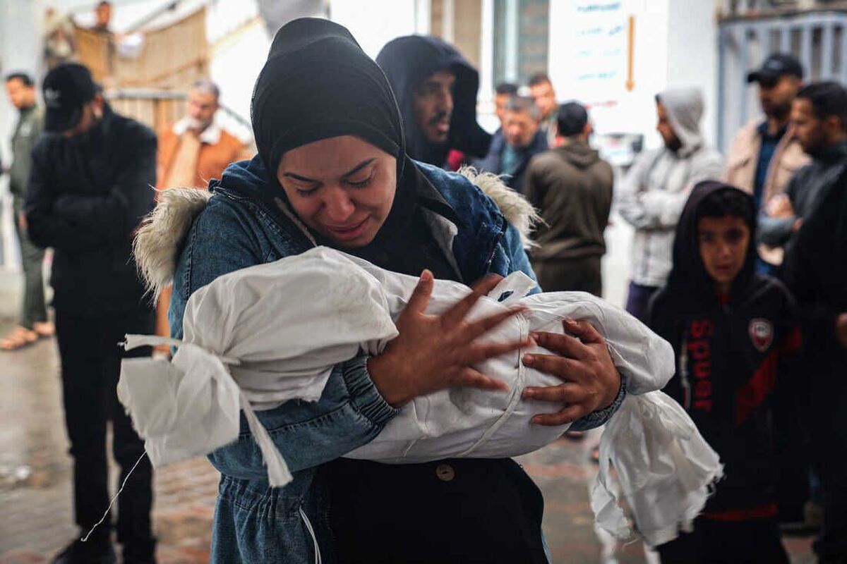 نسل‌کشی جنسیتی در غزه؛ تحلیل وضعیت زنان و کودکان فلسطینی