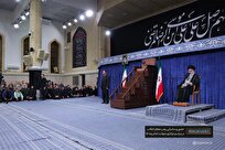 رهبر انقلاب در مراسم عزاداری شهادت امام رضا(ع): دشمن نمی‌تواند ملت ایران را با جنگ به زانو درآورد/ حفظ اتحاد ملی وظیفه‌ای همگانی است