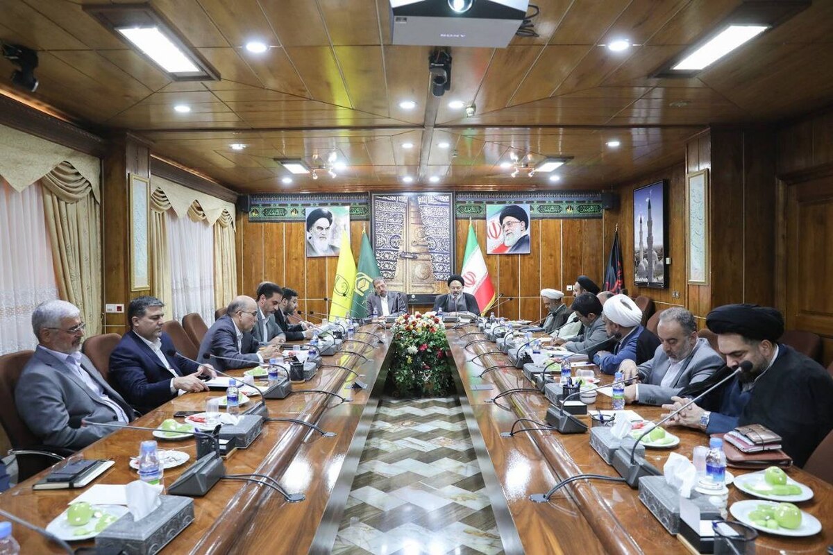 تأکید حجتالاسلام نواب بر آموزش و اصلاح رفتار زائران در عمره اعلام شیوه ثبت نام از متقاضیان اعزام به حج