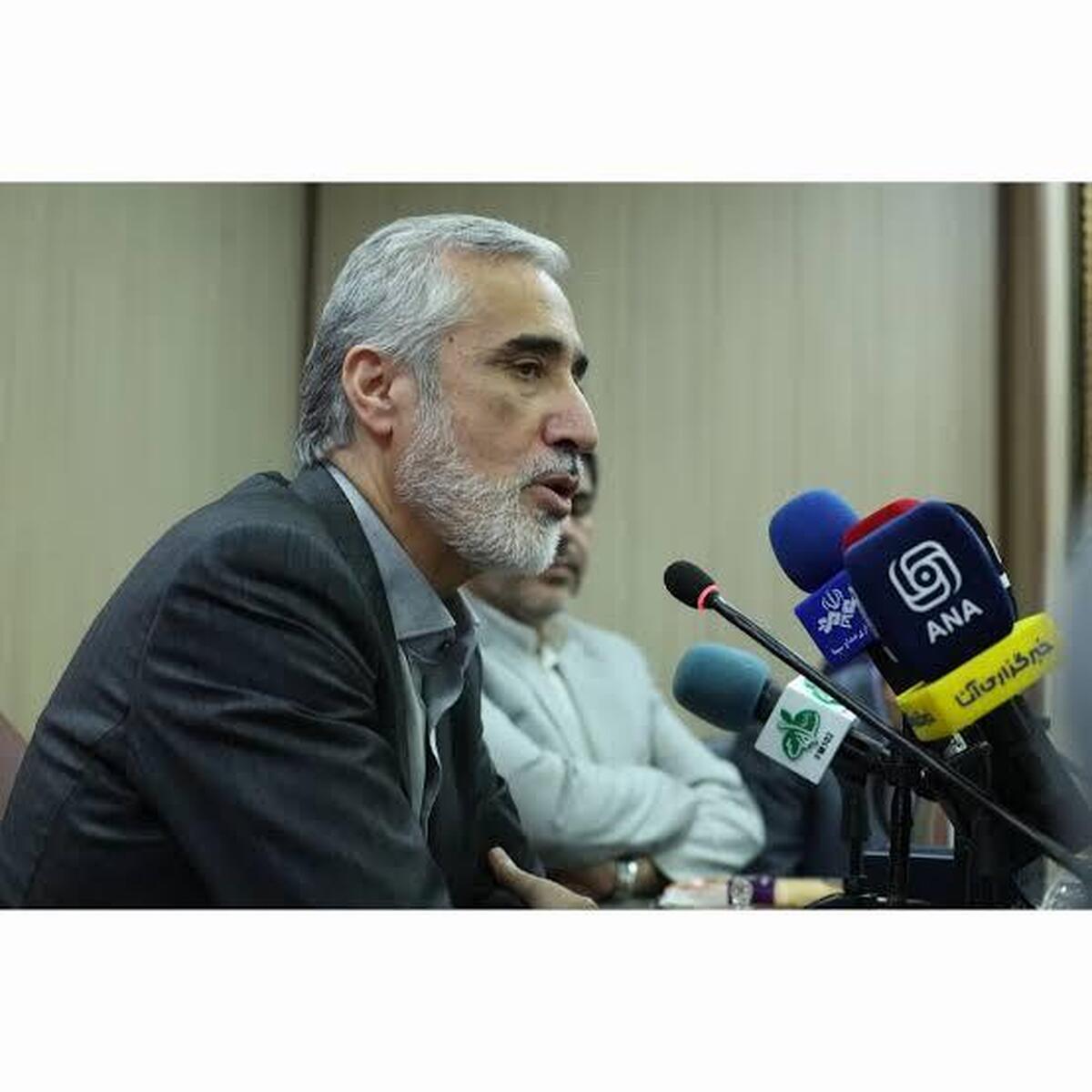 اختلاف نظر بر سر نظارت بر فروش اینترنتی دارو؛ احتمال افزایش مشکلات دارویی پس از فعال شدن مکانیزم ماشه