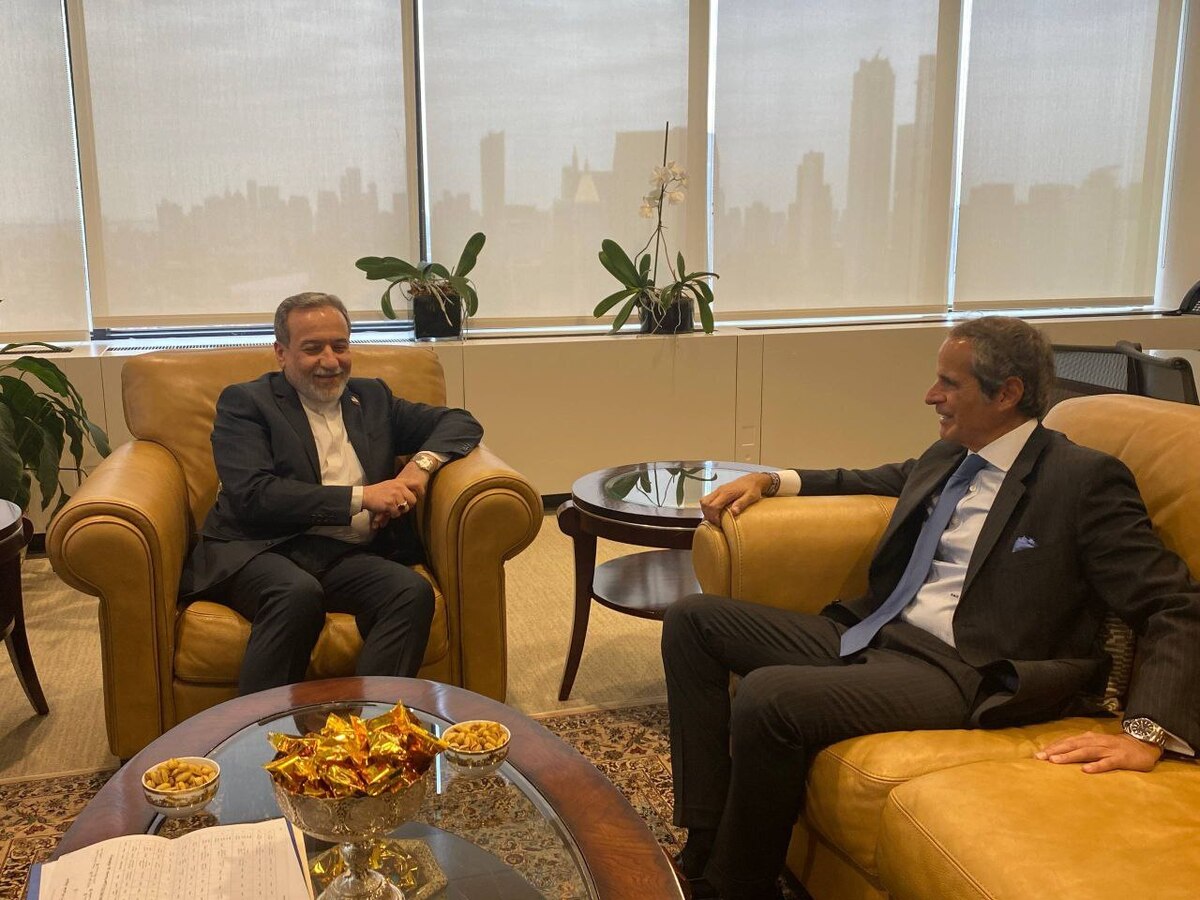 دیدار مدیرکل آژانس بین‌المللی انرژی اتمی با وزیر امور خارجه