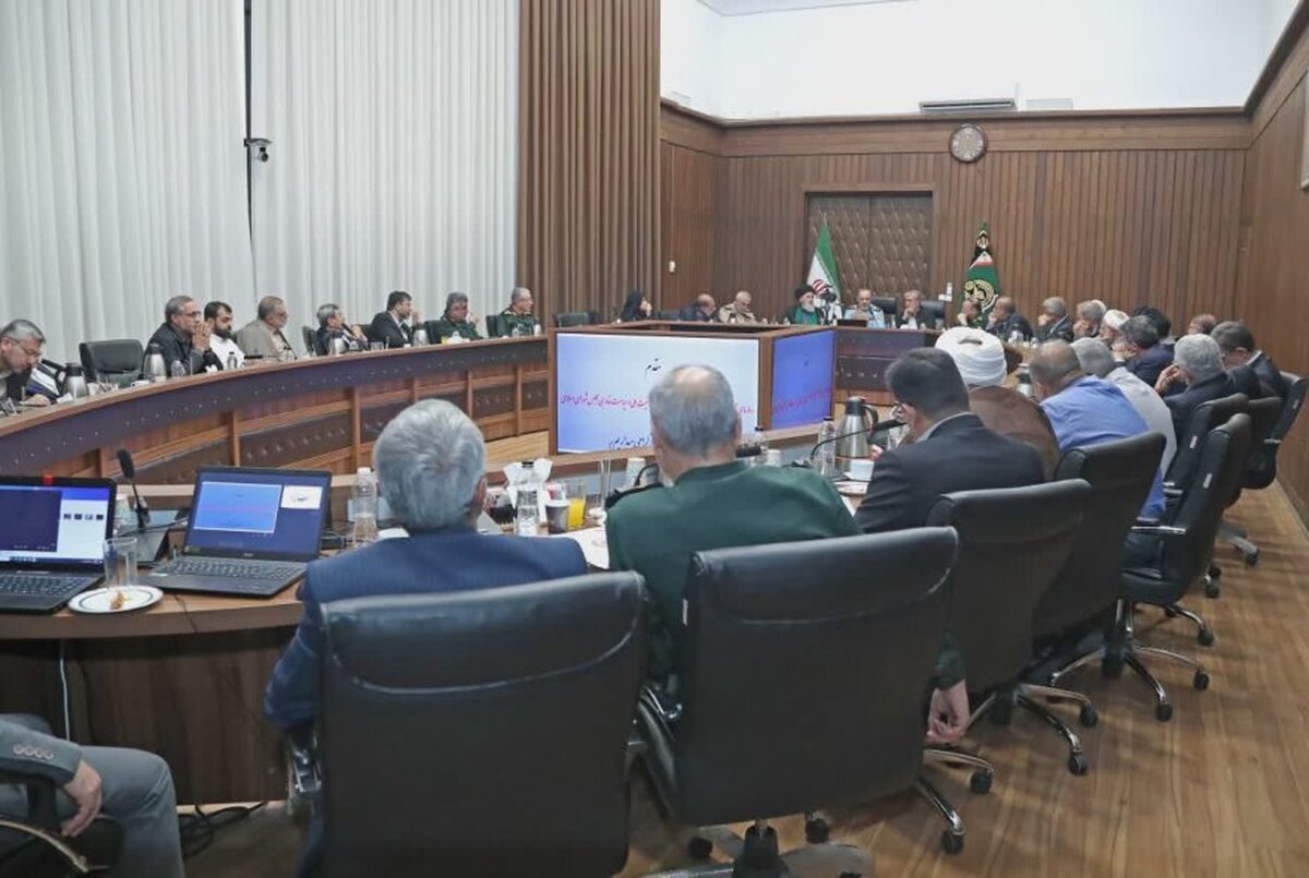 تأکید مجلس و وزیر دفاع بر تقویت توان موشکی و پشتیبانی همهجانبه از نیروهای مسلح