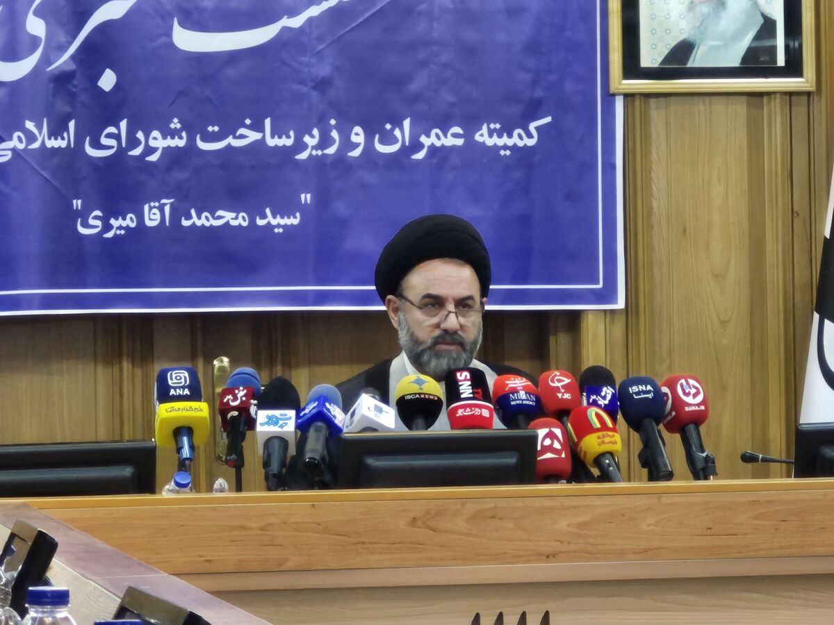 تشریح روند بازسازی ۸۴۱۱ واحد مسکونی آسیب‌دیده تهران پس از جنگ ۱۲ روزه  ۴۰۰ دستگاه BRT تا پایان پاییز و دو رام قطار مترو تا زمستان وارد می‌شود