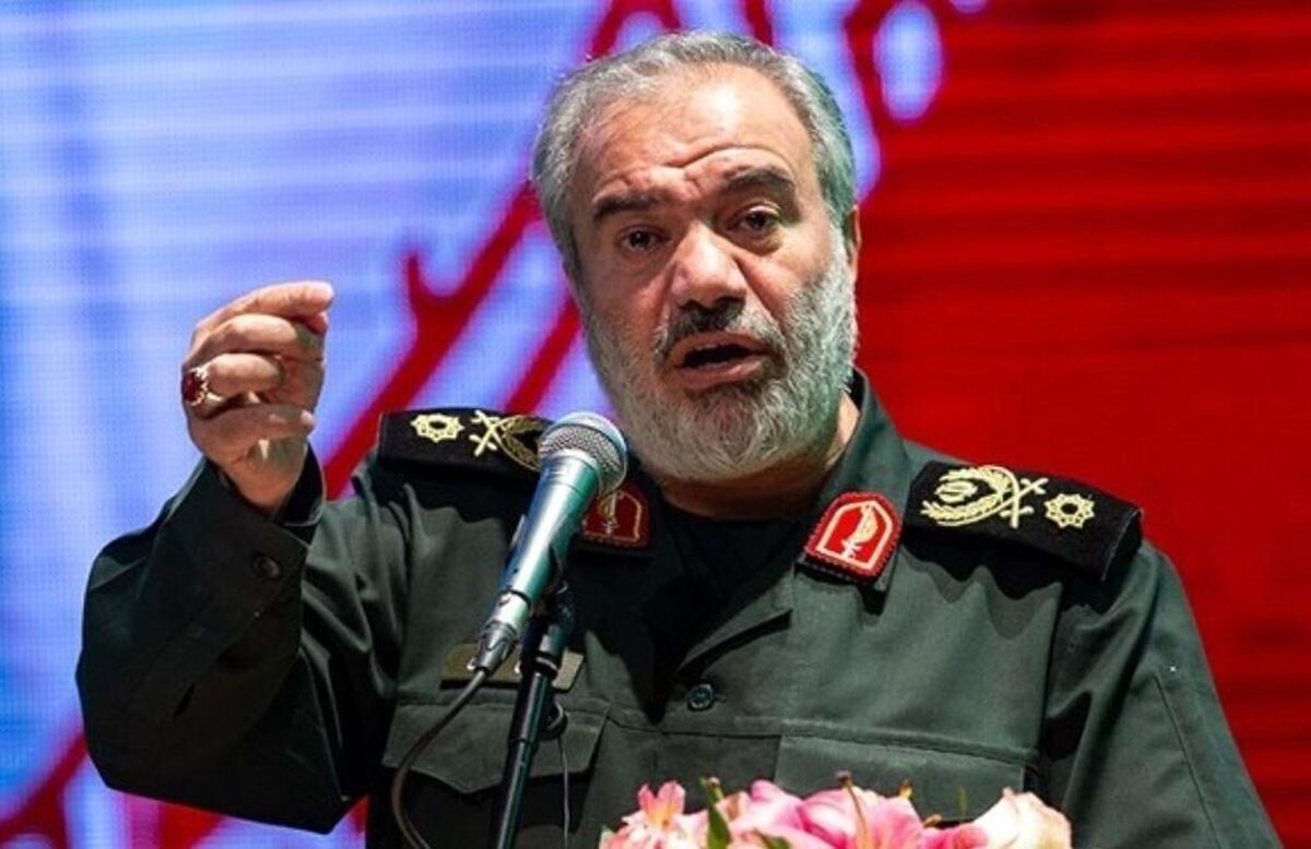 سردار فدوی: کسانی که سخنان اختلافافکن مطرح کردند باید توبه کنند