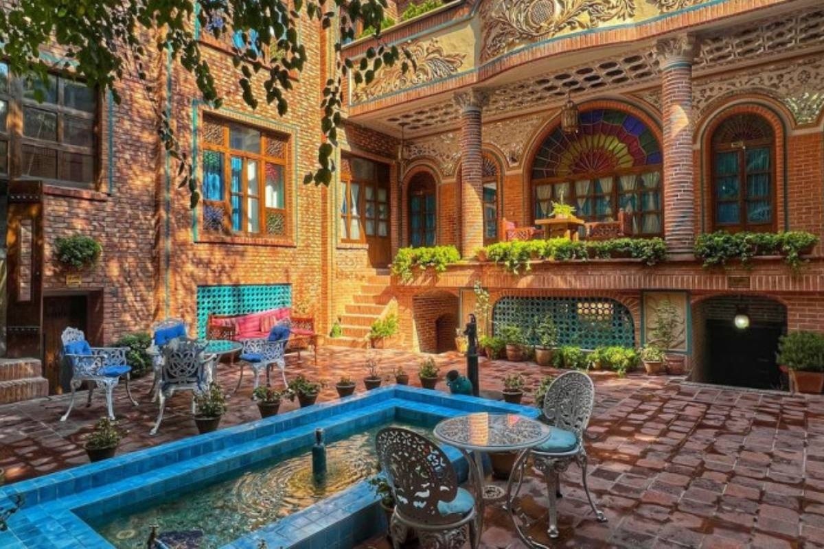 معماری زنده؛ وقتی سنت ایرانی با خانههای هوشمند و فناوری آینده همراه میشود