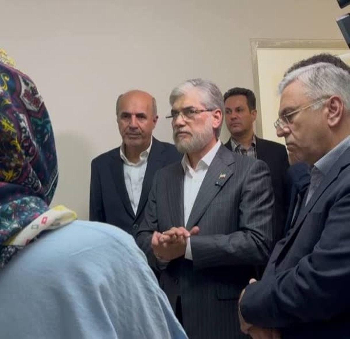 انتقاد وزیر علوم از عملکرد کند و ناکافی معاونت دانشجویی دانشگاه شهیدبهشتی