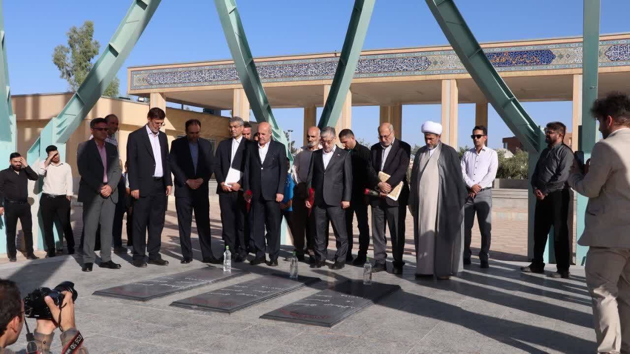 افتتاح ۳ طرح عمرانی با حضور وزیر علوم در دانشگاه کاشان افتتاح ۳ طرح عمرانی با حضور وزیر علوم در دانشگاه کاشان