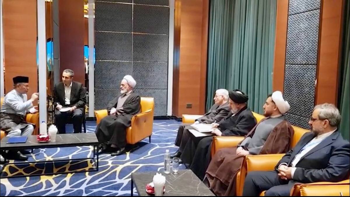 تشریح دستاورد‌های سفر مدیر حوزه‌های علمیه کشور به مالزی  تقویت پیوند‌های علمی، دینی و فرهنگی ایران و مالزی