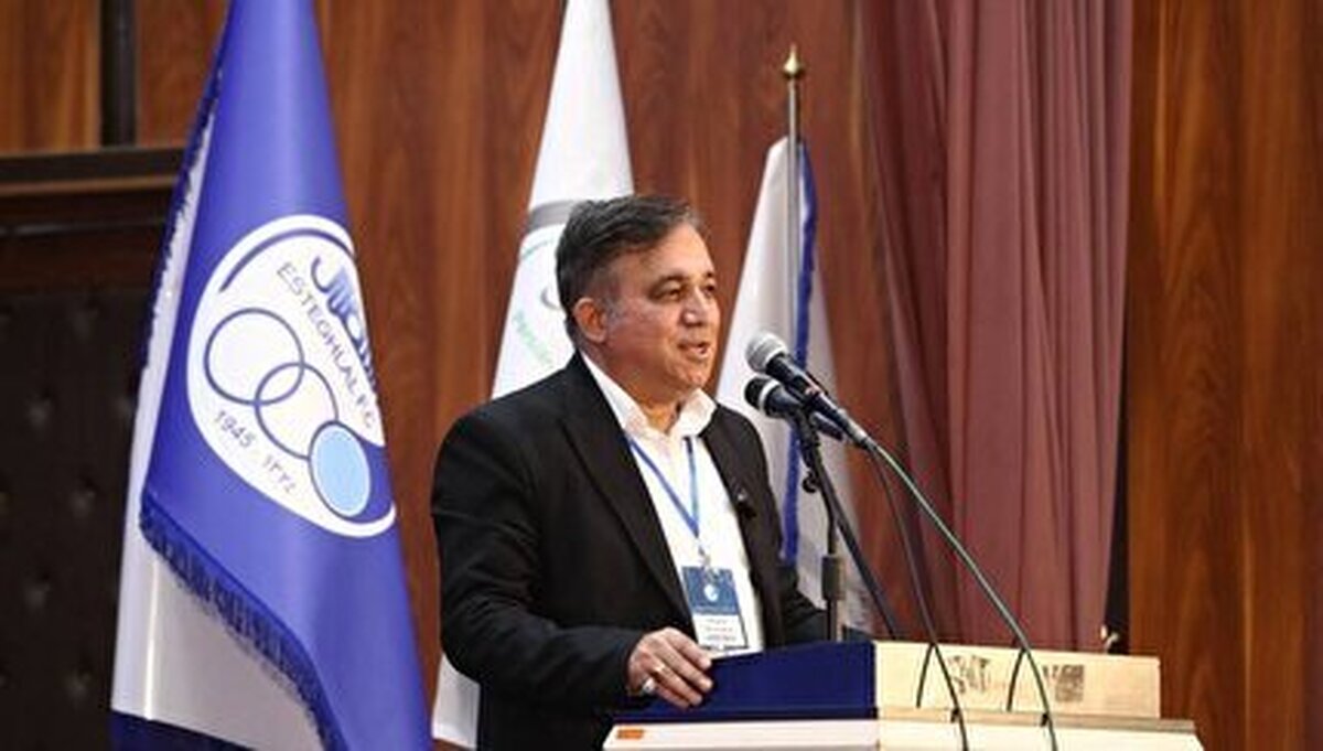 توئیتها دردسرساز شد تاجرنیا به کمیته اخلاق احضار شد