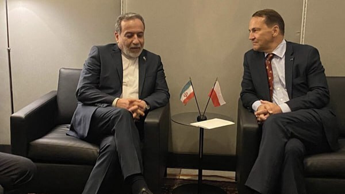 ملاقات وزیر خارجه لهستان با عراقچی