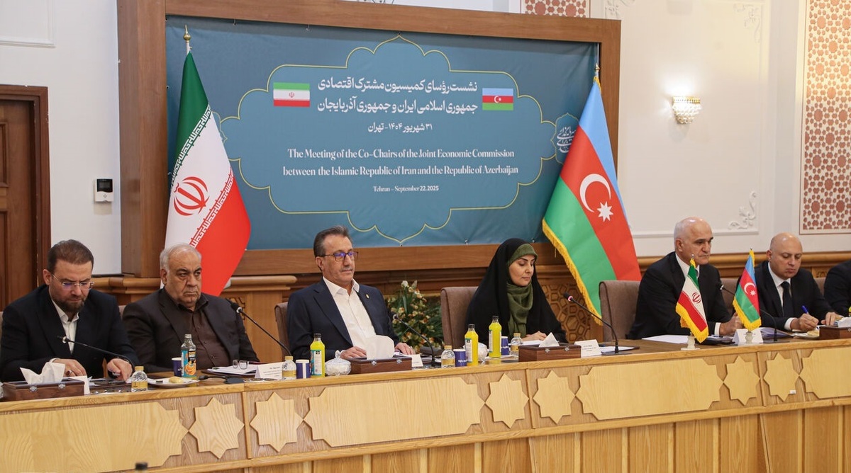 وزیر راه: حجم مبادلات ایران و آذربایجان به یک میلیارد دلار می‌رسد