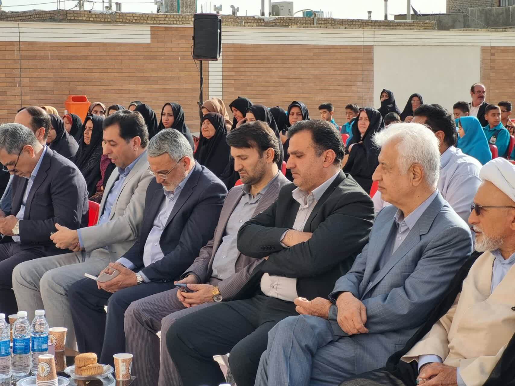 نخستین مدرسه خیّرساز «مهندس اصغر کاشانی» در منطقه «لتحر» کاشان گشایش یافت نخستین مدرسه خیّرساز «مهندس اصغر کاشانی» در منطقه «لتحر» کاشان گشایش یافت