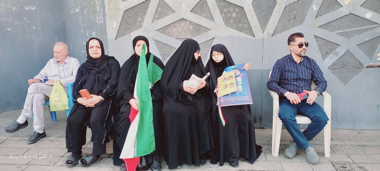 مراسم بزرگداشت شهدای مقاومت آغاز شد/ نسل امید دوباره آمد مراسم بزرگداشت شهدای مقاومت آغاز شد/ نسل امید دوباره آمد