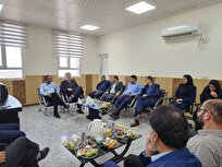 تبادل‌نظر پیرامون مسائل جاری دانشگاه آزاد؛ تأکید بر بهره‌گیری از ظرفیت‌ها برای توسعه مرکز بندرخمیر