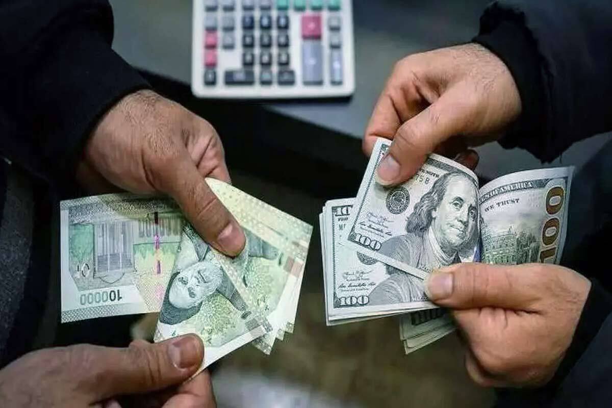 چرا نرخ دلار به اینجا رسید؟ بررسی عوامل اقتصادی و راه‌حل‌های عملی