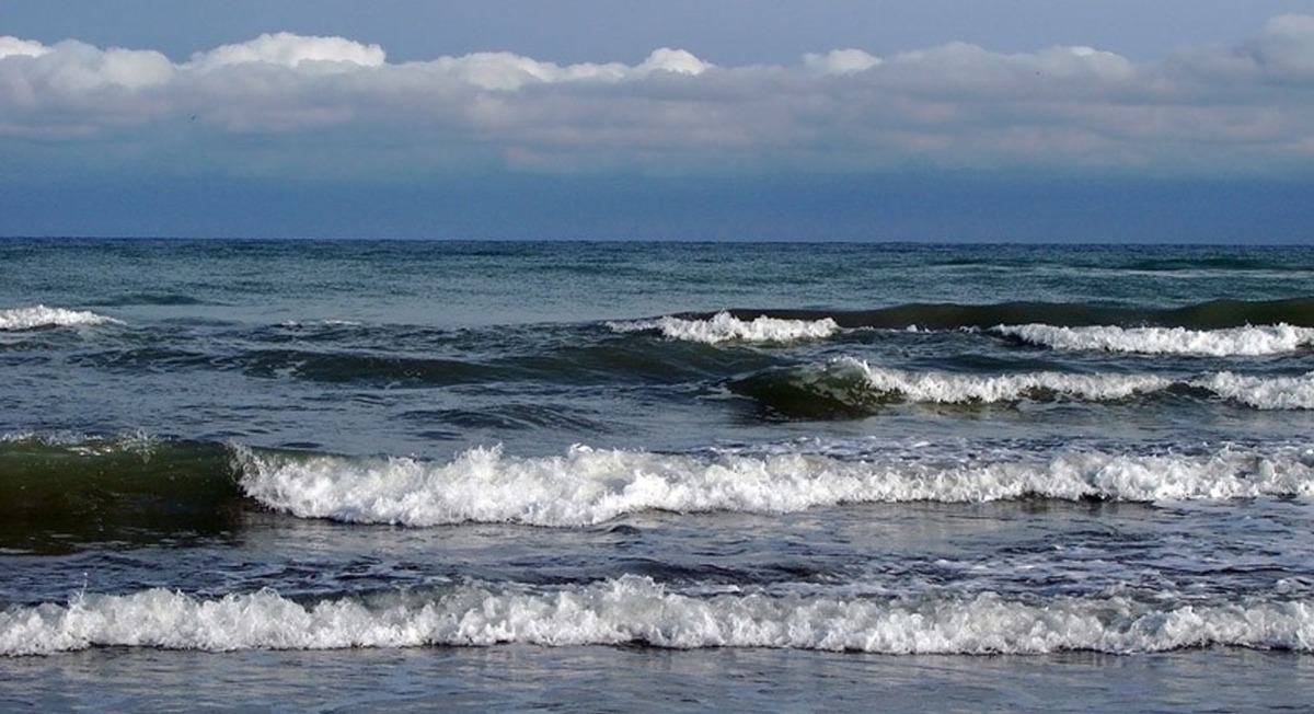 هوا در سواحل دریای خزر گرم‌تر می‌شود