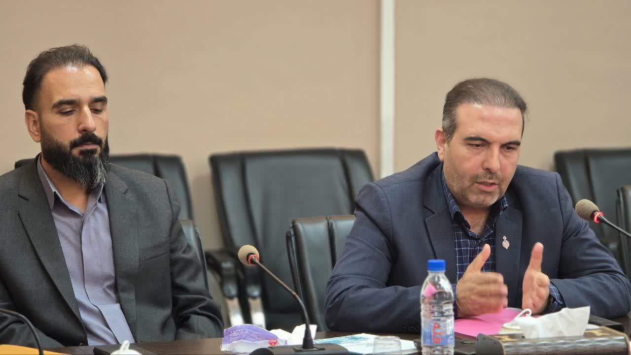 لنجان ترکیبی از میراث و مزرعه؛ برنامهریزی برای رونق گردشگری و کشت گلخانهای با همکاری دانشگاه آزاد لنجان ترکیبی از میراث و مزرعه؛ برنامهریزی برای رونق گردشگری و کشت گلخانهای با همکاری دانشگاه آزاد