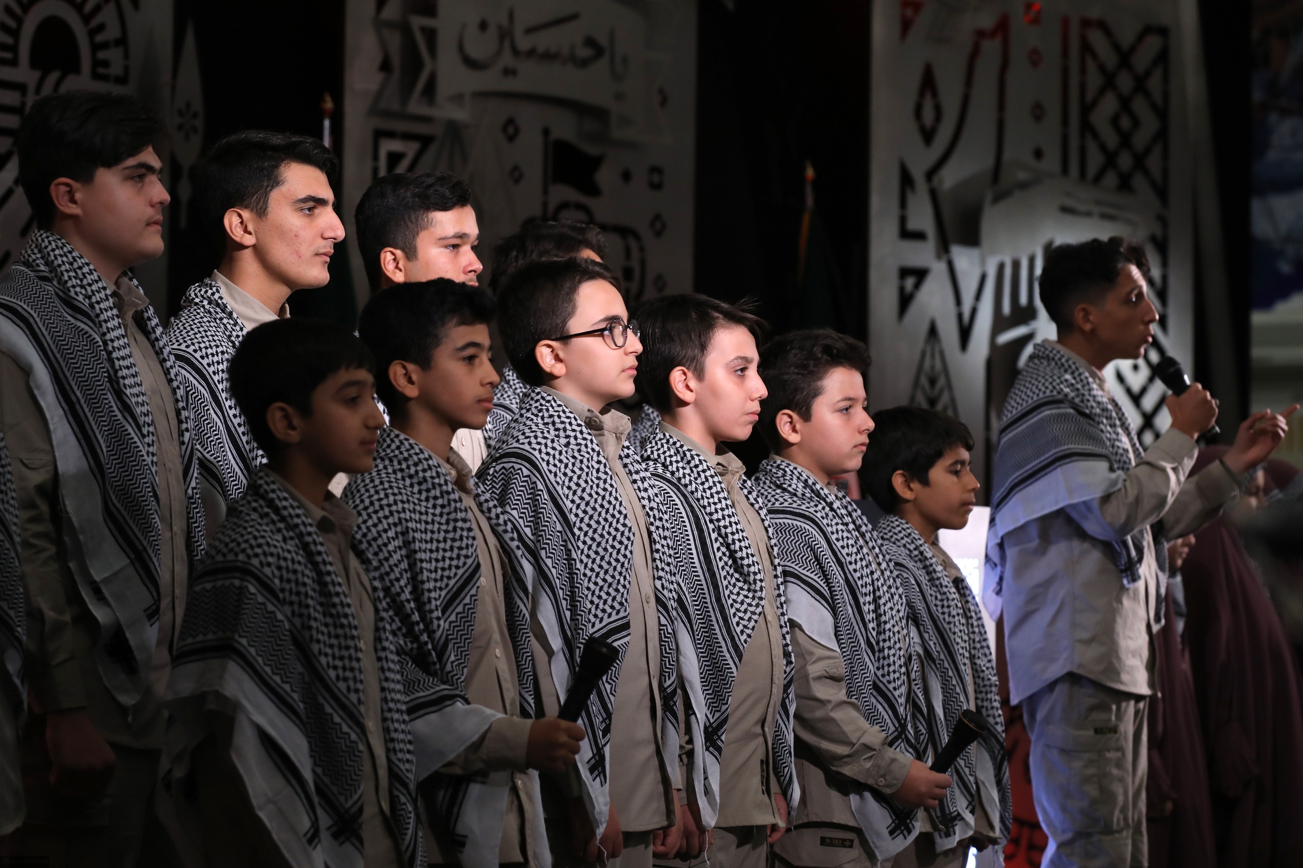 دلدادگی «ایران همدل» در محفل دلدار روایت شد/ طلا بودم ولی دست کریمی کیمیایم کرد! دلدادگی «ایران همدل» در محفل دلدار روایت شد/ طلا بودم ولی دست کریمی کیمیایم کرد!