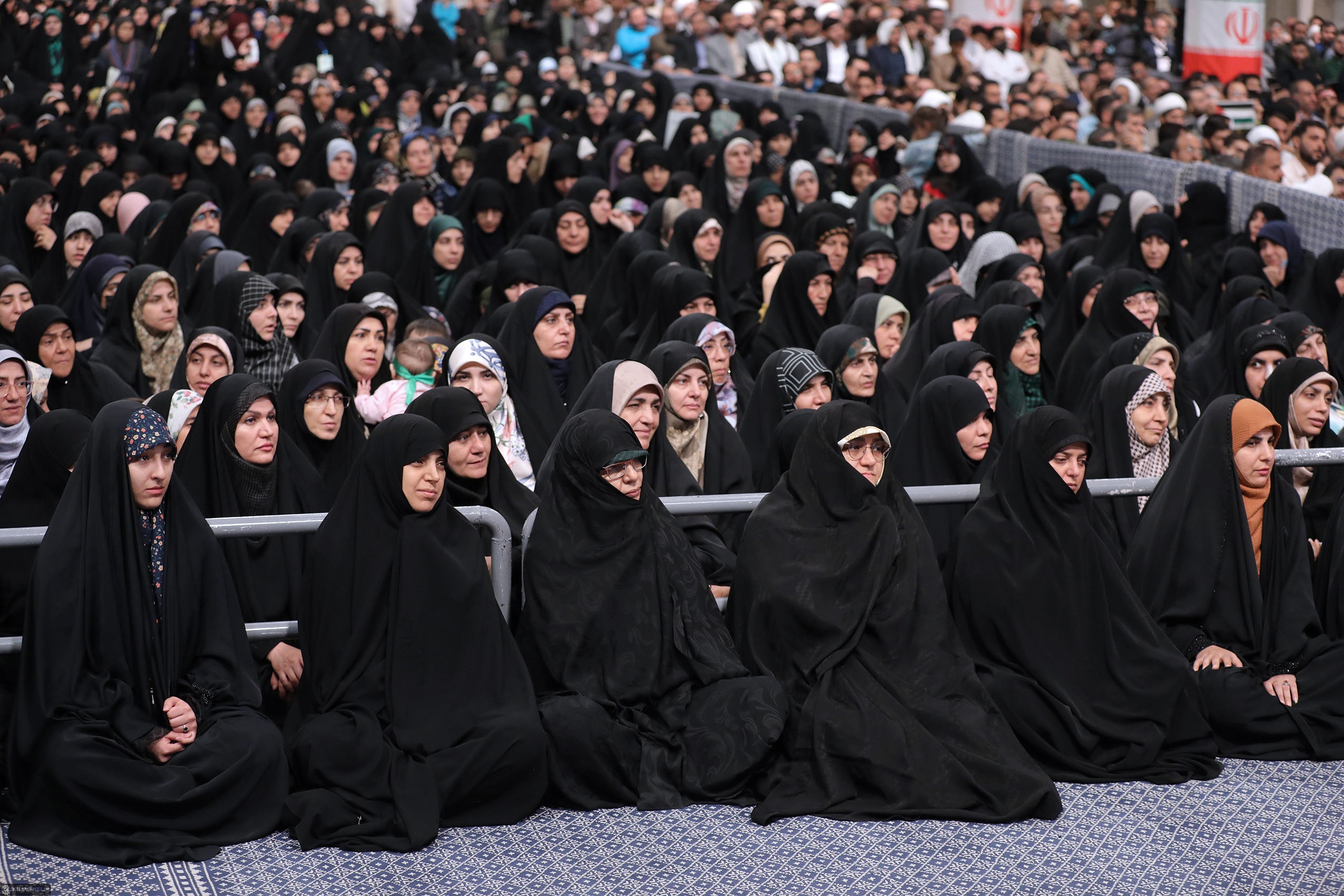 دلدادگی «ایران همدل» در محفل دلدار روایت شد/ طلا بودم ولی دست کریمی کیمیایم کرد! دلدادگی «ایران همدل» در محفل دلدار روایت شد/ طلا بودم ولی دست کریمی کیمیایم کرد!