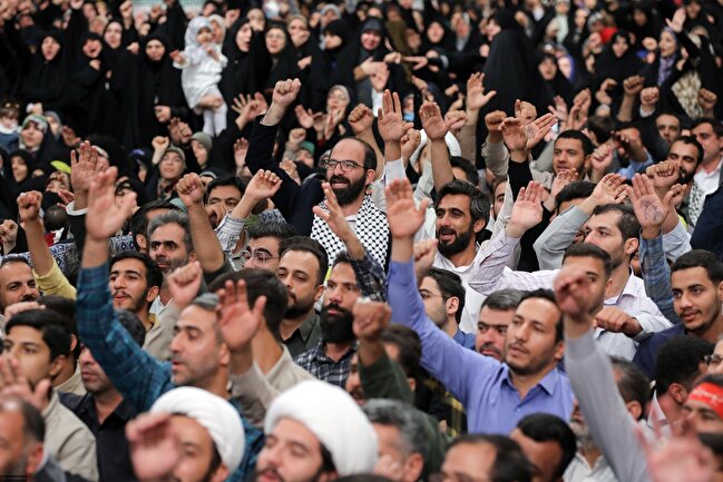 دلدادگی «ایران همدل» در محفل دلدار روایت شد/ تجدید بیعت دختر شهید نصرالله با رهبر انقلاب