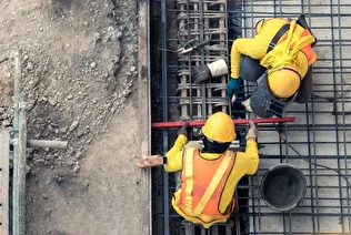 محرومیت بیش از ۸۰ درصد کارگران از امکانات درمانی و رفاهی/ دستمزدها نیمه دوم سال ترمیم شود