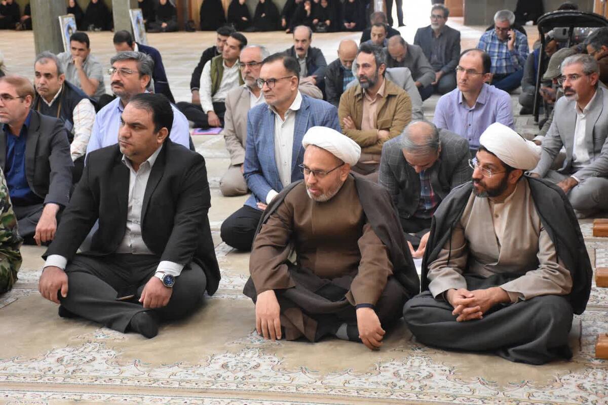 دفاع مقدس گنجینه‌ای ارزشمند برای ملت ایران  تأکید بر انتقال ارزش‌ها به نسل جوان