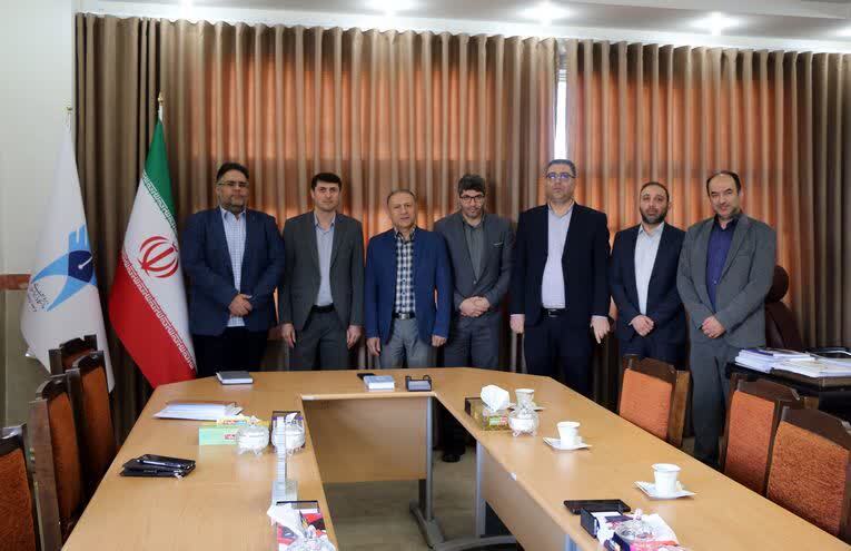 از ارتقای کارآفرینی و اشتغال دانشآموختگان تا تربیت نیروی متخصص در حوزه فناوری اطلاعات از ارتقای کارآفرینی و اشتغال دانشآموختگان تا تربیت نیروی متخصص در حوزه فناوری اطلاعات