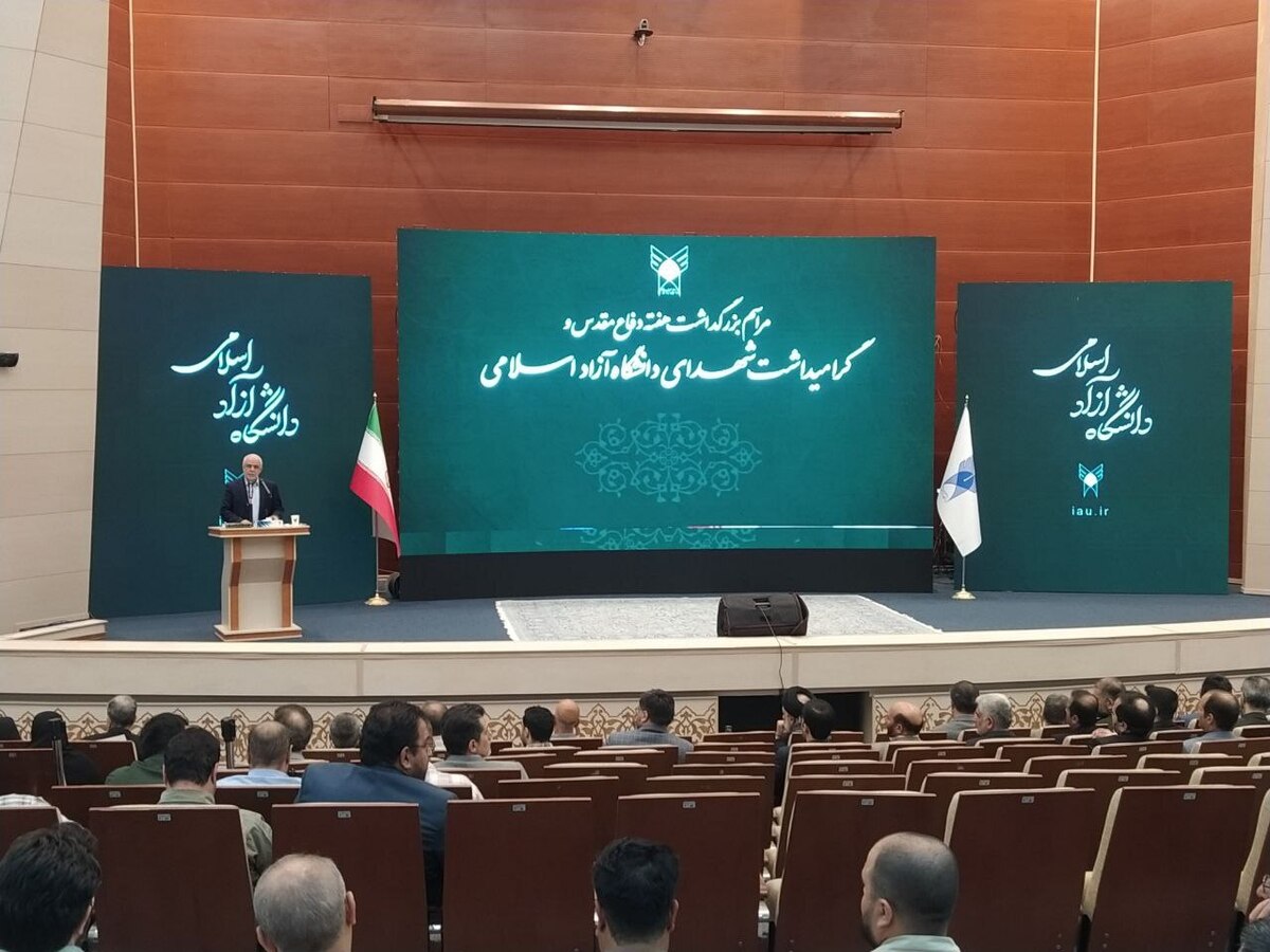 تنها راه عبور از فتنه‌ها تقویت علم و انسجام ملی است