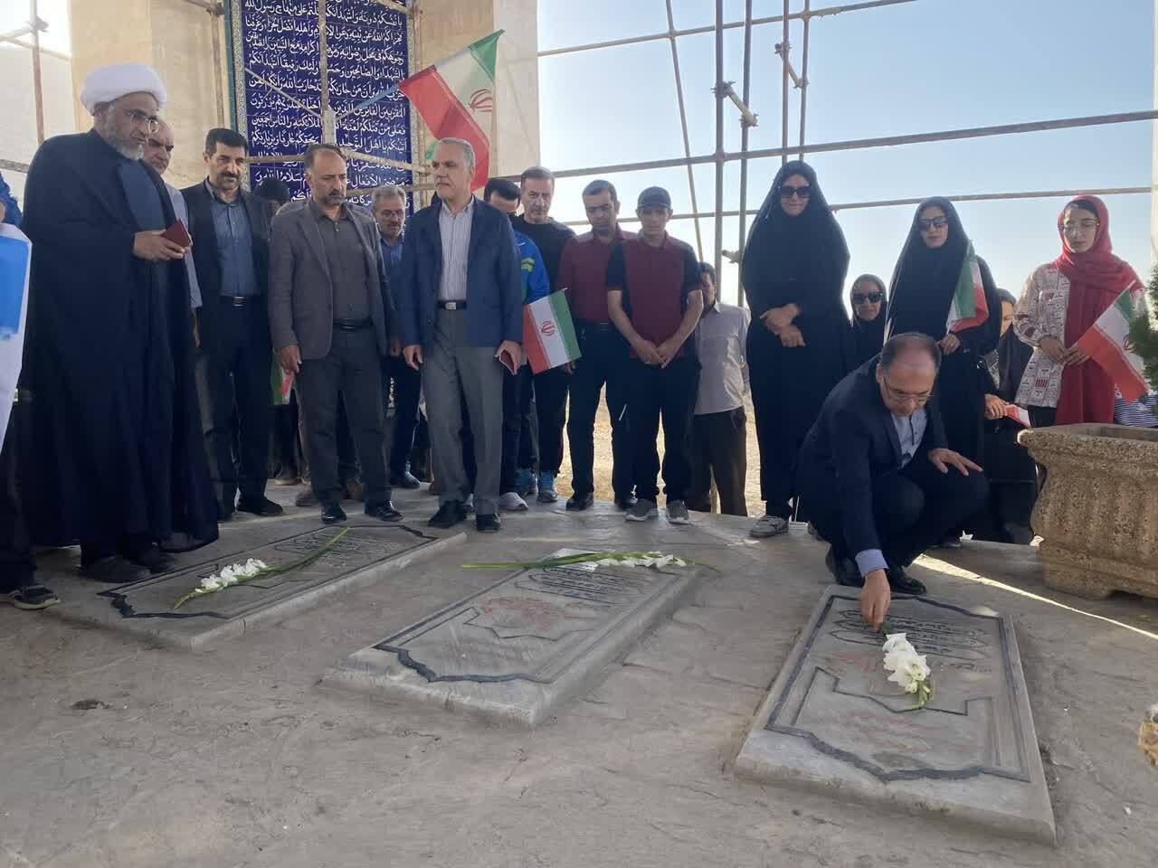 موج گرامیداشت دفاع مقدس در واحدهای دانشگاه آزاد کشور موج گرامیداشت دفاع مقدس در واحدهای دانشگاه آزاد کشور