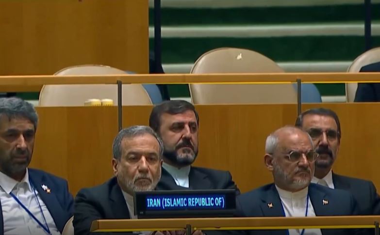 پزشکیان: ایران هرگز به دنبال ساخت بمب هستهای نبوده و نخواهد بود/ اگر در برابر هنجارشکنیها نایستیم، دامن جهان را خواهند گرفت +فیلم پزشکیان: ایران هرگز به دنبال ساخت بمب هستهای نبوده و نخواهد بود/ اگر در برابر هنجارشکنیها نایستیم، دامن جهان را خواهند گرفت +فیلم