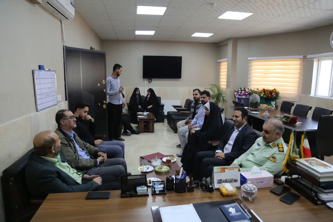 گام مشترک دانشگاه آزاد و نیروی انتظامی قدس برای ارتقای فرهنگ عمومی و آموزشهای مهارتی گام مشترک دانشگاه آزاد و نیروی انتظامی قدس برای ارتقای فرهنگ عمومی و آموزشهای مهارتی