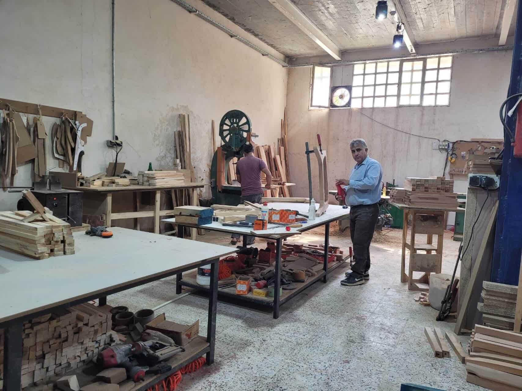 طراحی و تولید مبلمان با فناوریهای نوین؛ گامی در تقویت صنعت داخلی و اشتغال دانشبنیان طراحی و تولید مبلمان با فناوریهای نوین؛ گامی در تقویت صنعت داخلی و اشتغال دانشبنیان