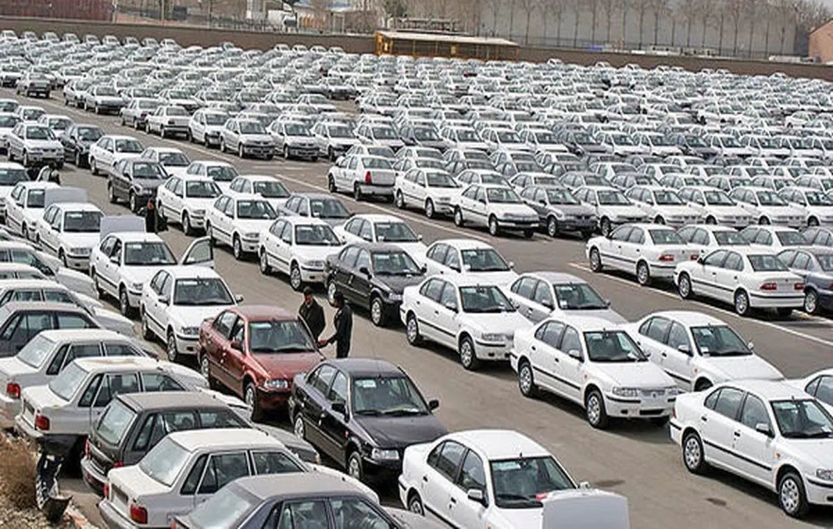 خودروسازان ما هیچ‌گاه در رقابت احساس خطر نکرده‌اند + فیلم