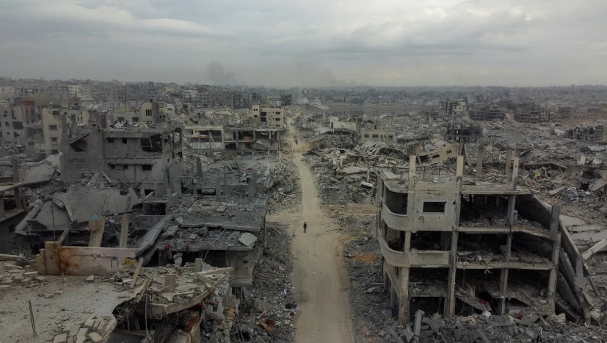 قطر: آواربرداری در غزه از صبح امروز آغاز می‌شود