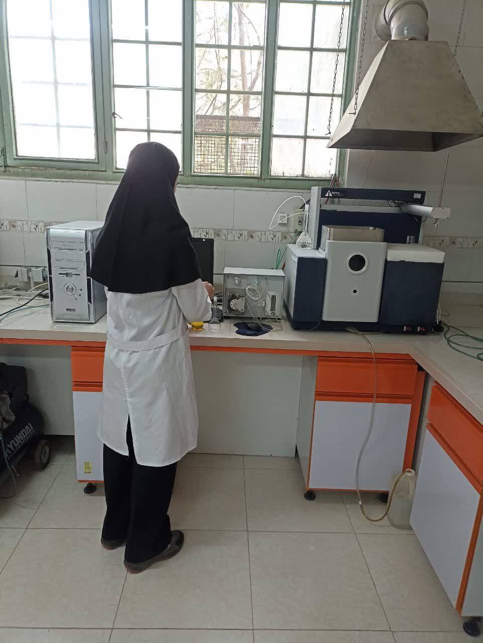 تربیت شیمیدانان خلاق و کارآمد برای آیندهای سالم و صنعتی تربیت شیمیدانان خلاق و کارآمد برای آیندهای سالم و صنعتی