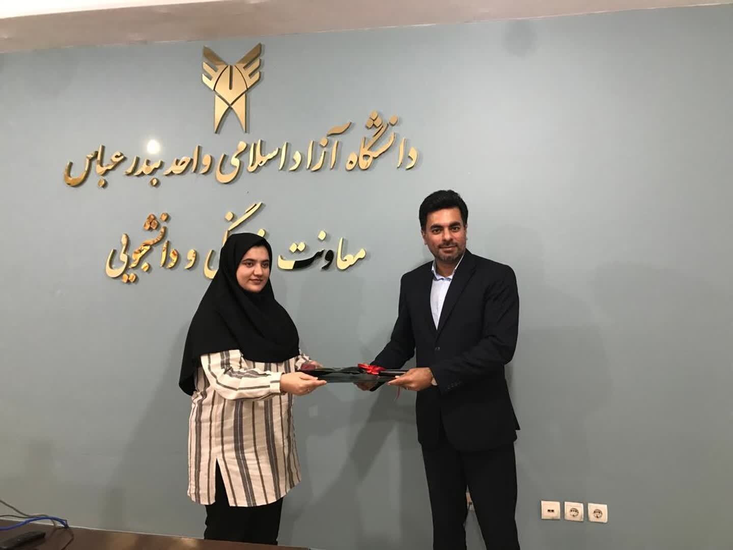 کرسیهای آزاداندیشی؛ زمینهساز رشد فکری، تقویت تحلیل و پرسشگری نسل آینده کرسیهای آزاداندیشی؛ زمینهساز رشد فکری، تقویت تحلیل و پرسشگری نسل آینده