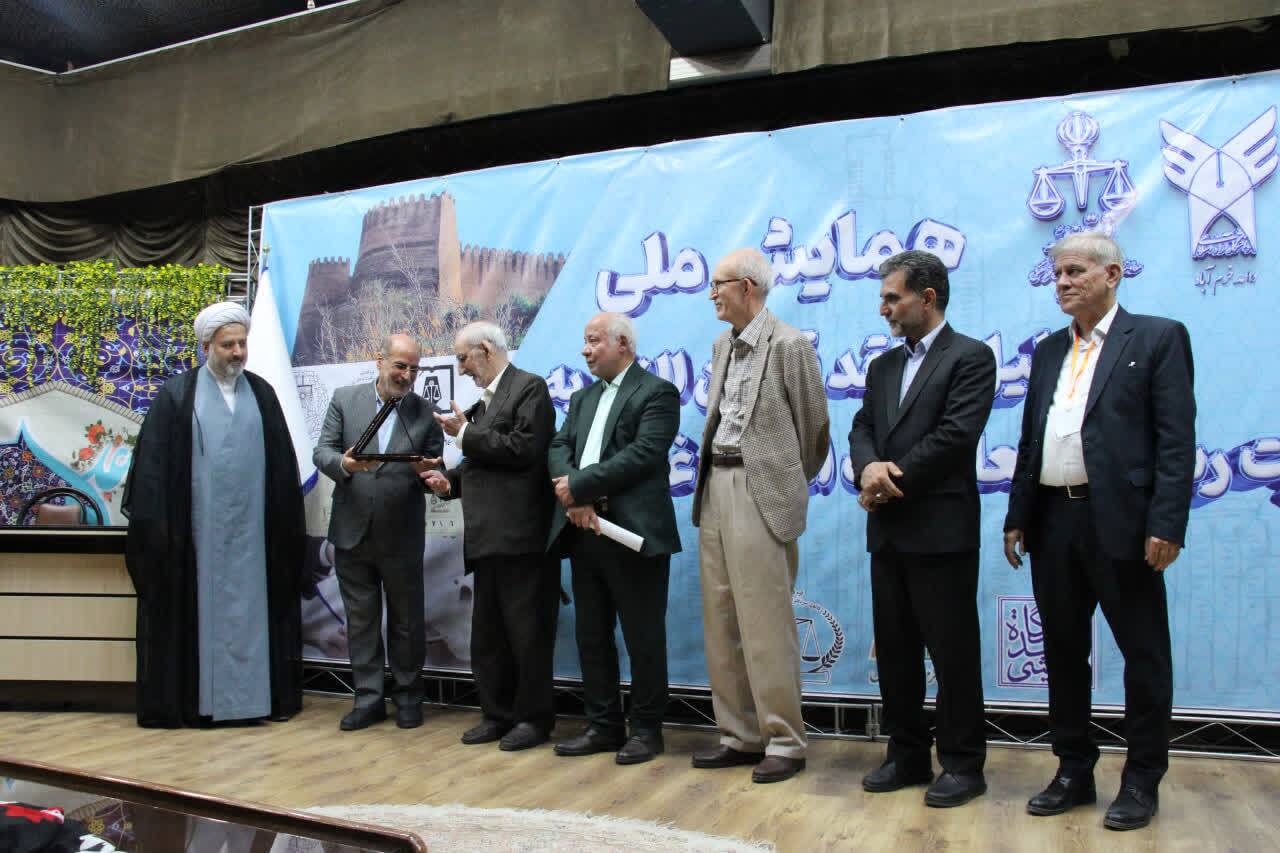 دانشگاهها در خط مقدم؛ نقش محوری پژوهش برای اقناع عمومی نسبت به قانون ثبت رسمی دانشگاهها در خط مقدم؛ نقش محوری پژوهش برای اقناع عمومی نسبت به قانون ثبت رسمی