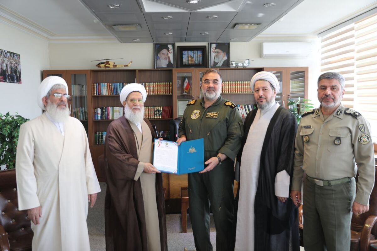 دیدار فرمانده نیروی هوایی با رئیس سازمان عقیدتی سیاسی ارتش به مناسبت سالروز تأسیس