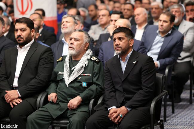 رهبر انقلاب: مدالآوری شما در این روزهای جنگ نرم، ارزش مضاعف دارد/ لازم باشد بار دیگر از موشکها استفاده میکنیم رهبر انقلاب: مدالآوری شما در این روزهای جنگ نرم، ارزش مضاعف دارد/ لازم باشد بار دیگر از موشکها استفاده میکنیم