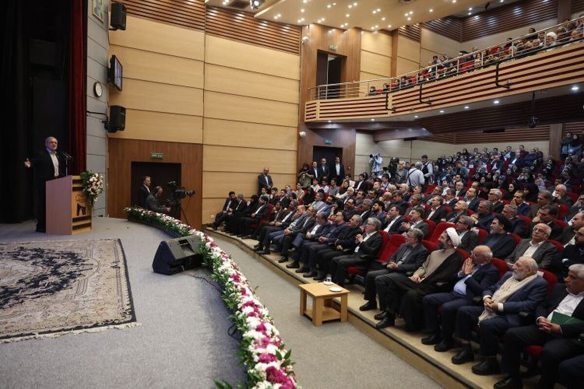 پزشکیان: راه عبور از وضعیت نامطلوب فعلی تکیه بر متخصصان است