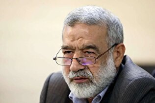 غضنفری: با اتکا به جوانان نخبه می‌توانیم مشکلات را از پیش پا برداریم؛ در پازل دشمن بازی نکنیم