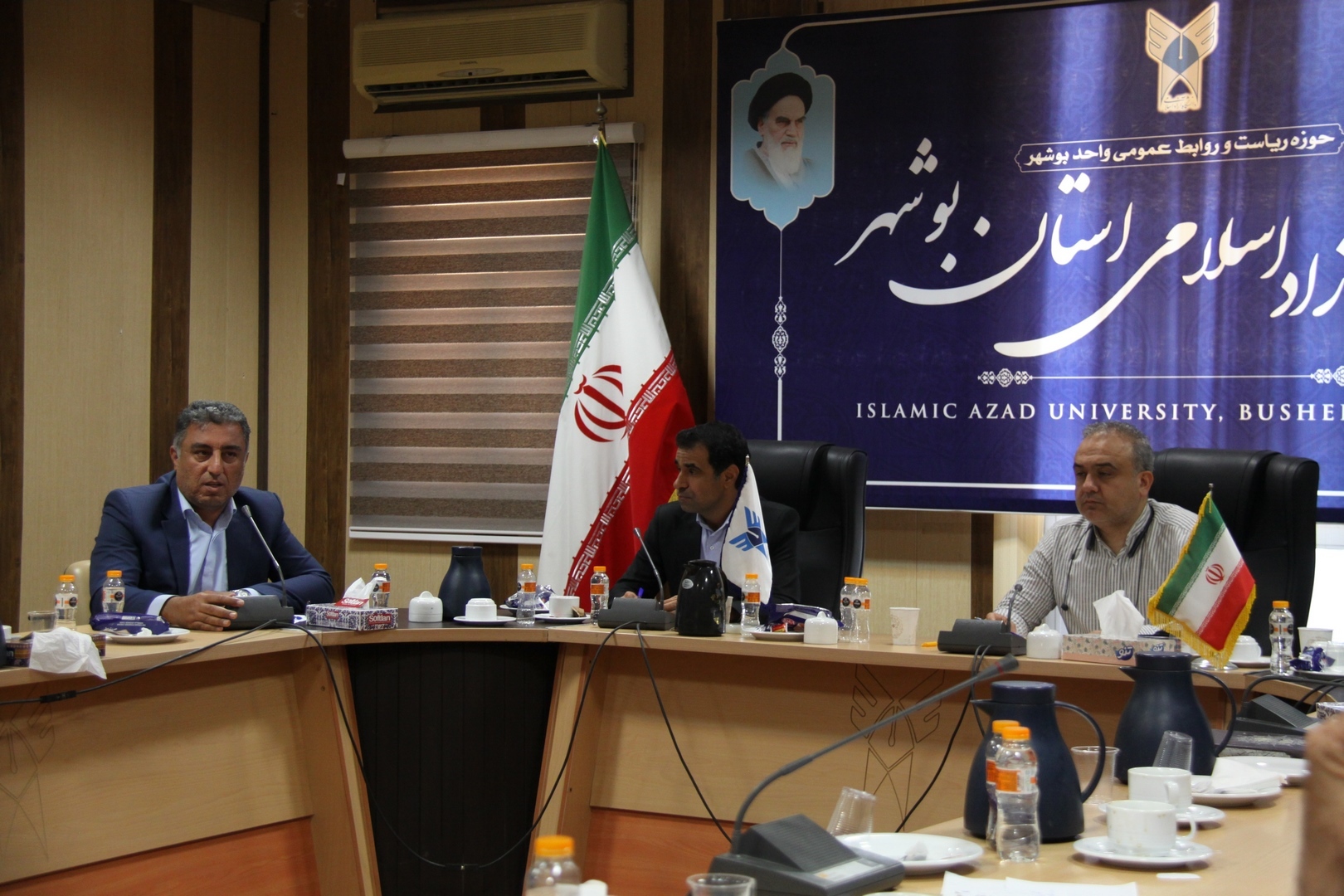 تلاوت و انس با قرآن کریم برکت زندگی روزانه است تلاوت و انس با قرآن کریم برکت زندگی روزانه است