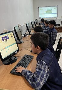 دانش‌آموزان سما با برنامه‌نویسی آینده را کدنویسی می‌کنند