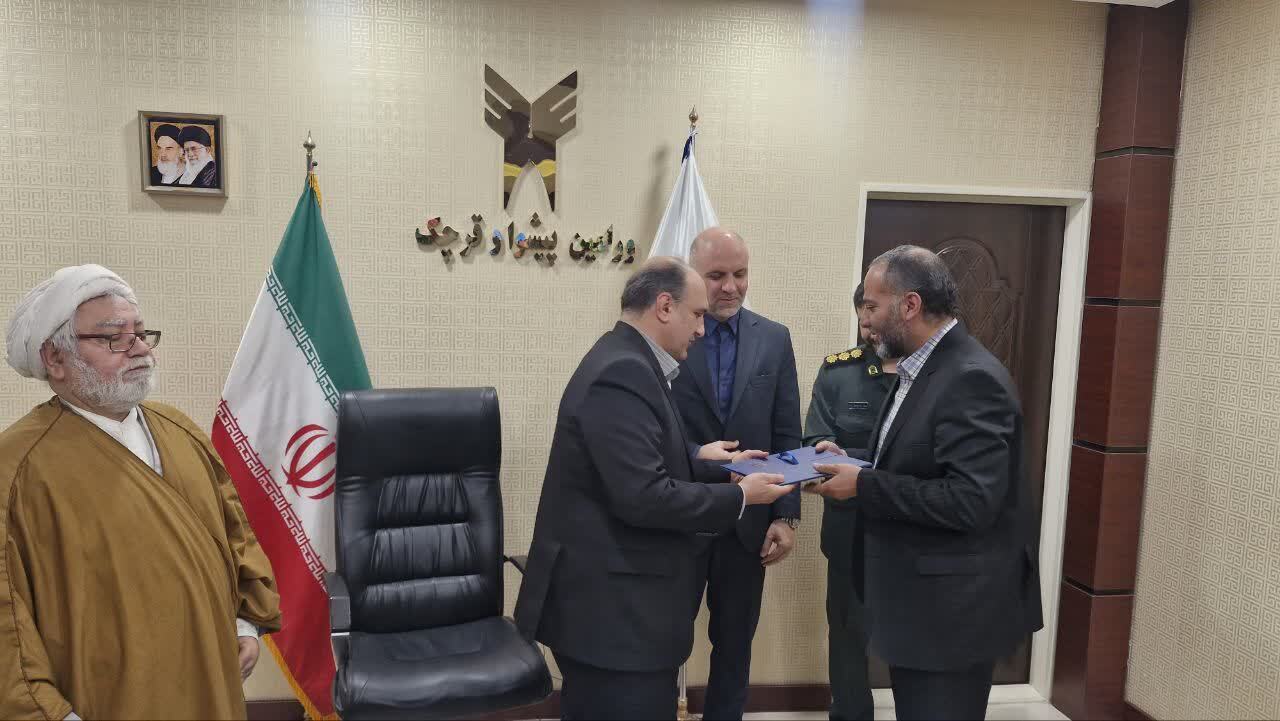 نگاه به افق ۱۴۰۴؛ جهاد تبیین، حل مسائل بومی و انقلابیسازی نخبگان نگاه به افق ۱۴۰۴؛ جهاد تبیین، حل مسائل بومی و انقلابیسازی نخبگان