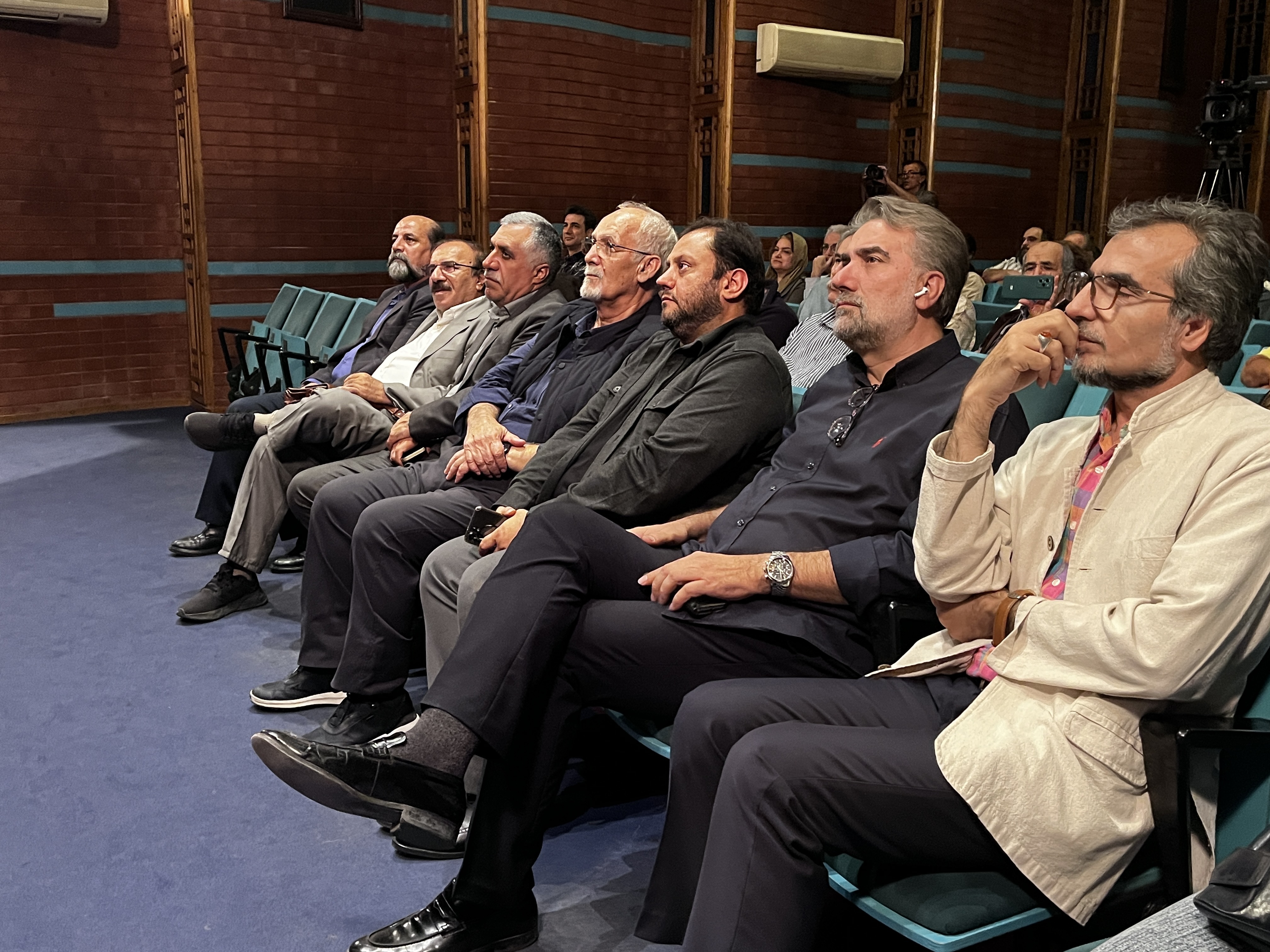 آغاز به کار کانون موسیقی نواحی با اجرای خنیاگران اقوام ایرانی آغاز به کار کانون موسیقی نواحی با اجرای خنیاگران اقوام ایرانی