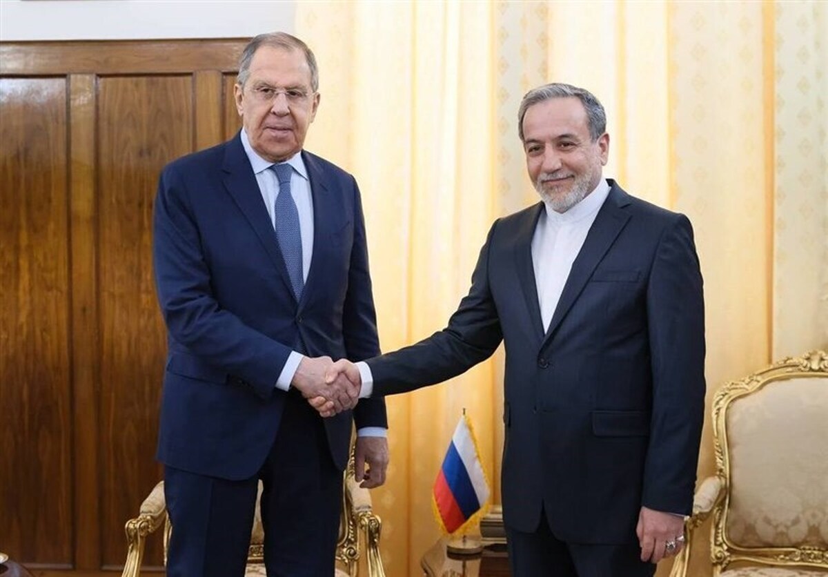 عراقچی و لاوروف دیدار کردند