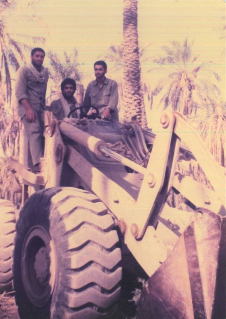 انتشار تصاویر حضور دکتر مهدی طهرانچی در جبهههای دفاع مقدس انتشار تصاویر حضور دکتر مهدی طهرانچی در جبهههای دفاع مقدس