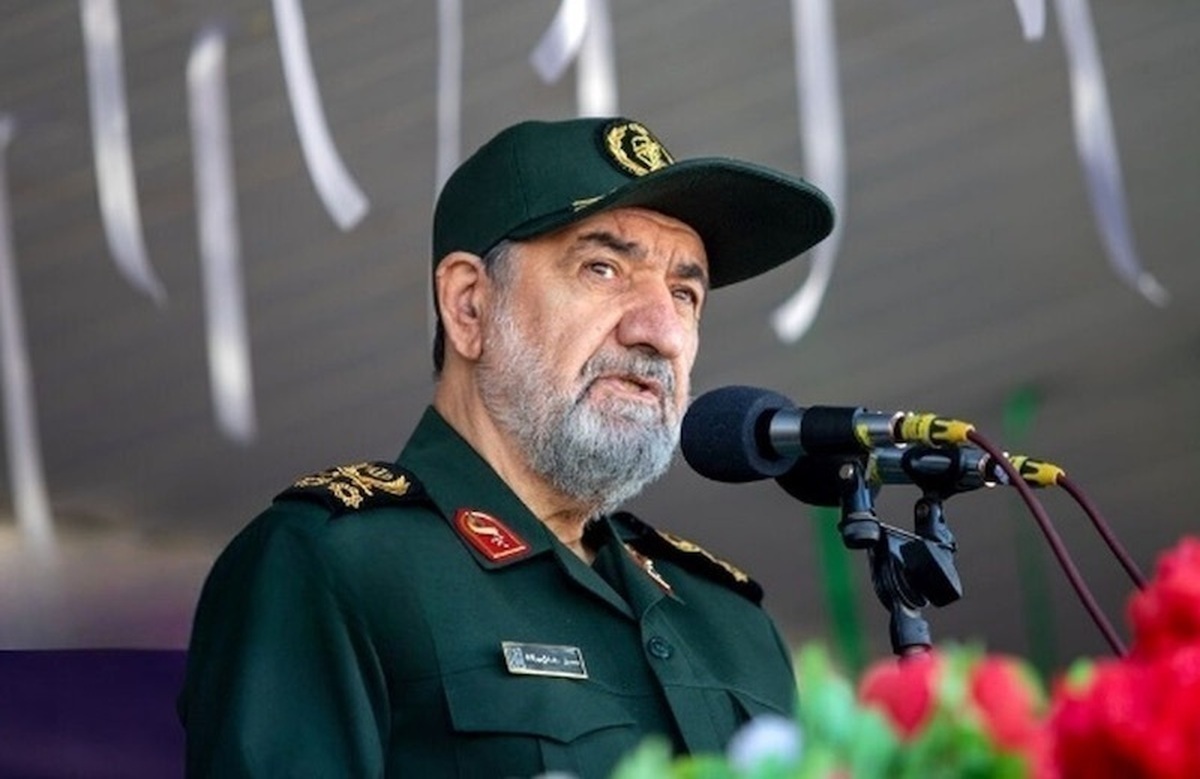 محسن رضایی: جنگ تحمیلی پیش از انقلاب کلید خورد   آمریکا و صدام عامل اصلی آغاز درگیری‌ها بودند